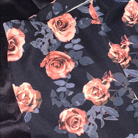 Floral tights - Picture 3 of 3